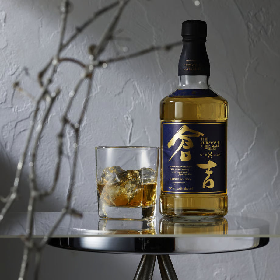8年間以上樽で熟成させた「倉吉」のヴィンテージシリーズです。
8年間の歳月をかけ熟成したウイスキーは、短期熟成では得られない独特のコクと深みをもたらします。