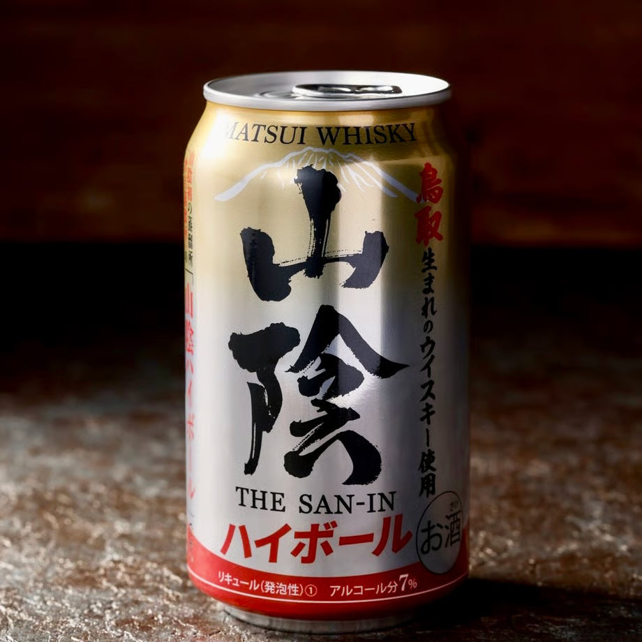 山陰ハイボールの缶が置かれた写真。鳥取生まれのウイスキーを使用した、まろやかですっきりした味わいのハイボール缶。